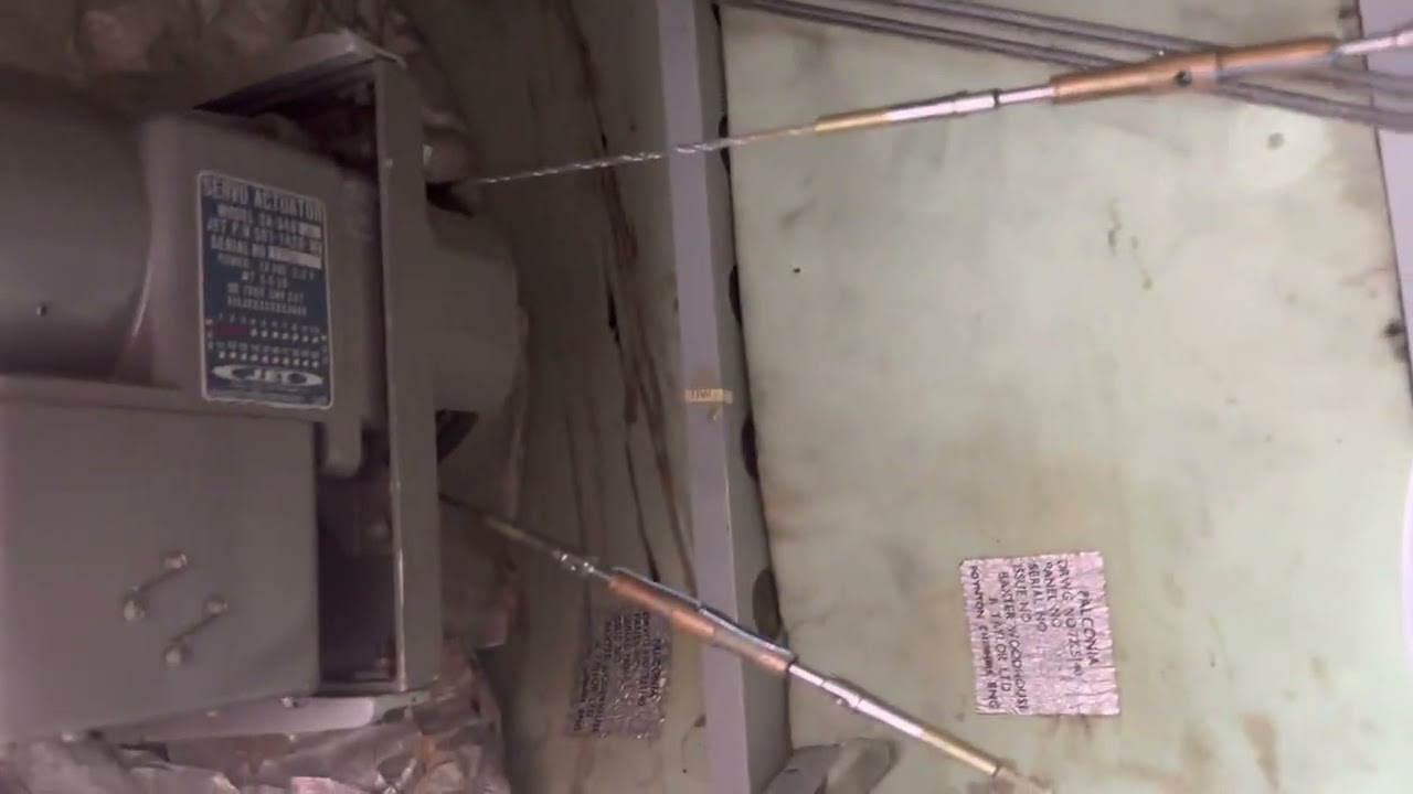 Internal workings of the stick pusher system