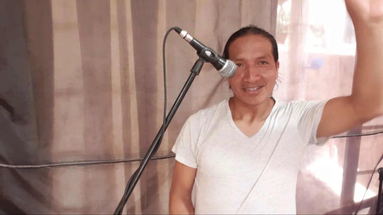 Hector Loza music from Ecuador Amazonia Inca flute YouTube