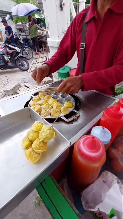 Pentol Goreng Telur  Rame Banget Sampek Antri-Antri
