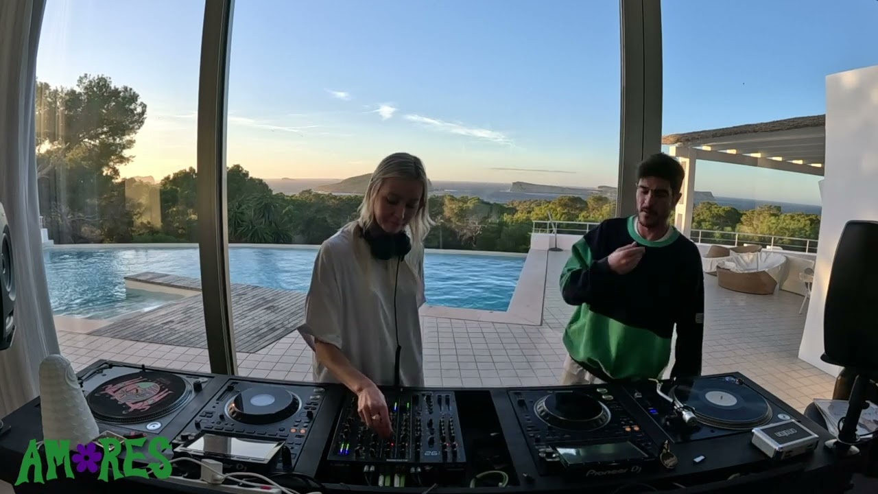 Enzo Leep b2b Elvi / AMORES PODCAST 025