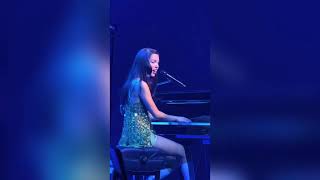 Download Lagu Olivia Rodrigo - Traitor Live at American Express platinum card show in New York  MP3