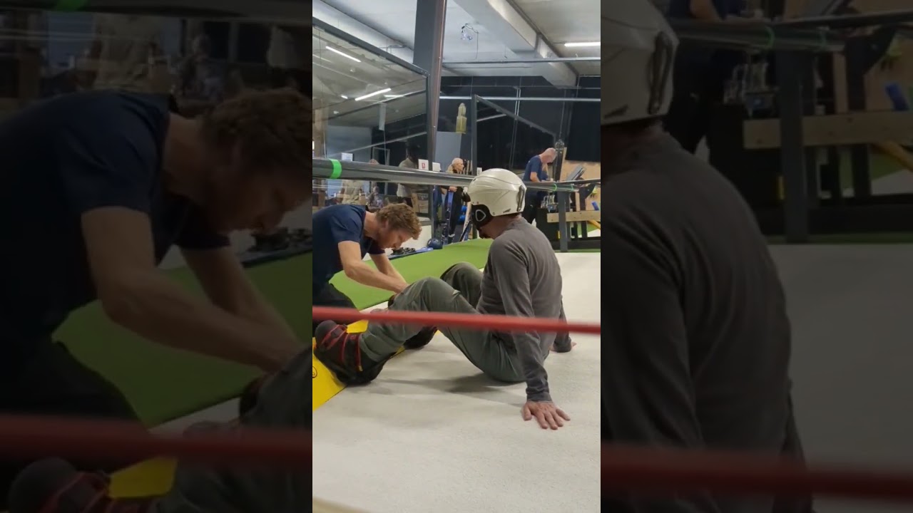 Op je 61e leren SNOWBOARDEN?! 😱