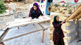 Download Lagu Narges, a master who works with wood today MP3 Download Lagu Narges, a master who works with wood today MP3