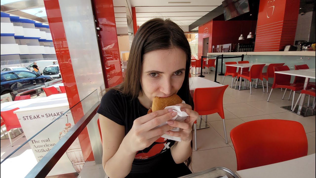 Walking on PLAYA DEN BOSSA IBIZA 2023