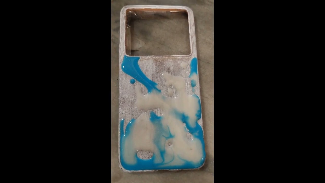 Modify phone cover with Resin art #art #viralartvideo #viralvideo #trending 