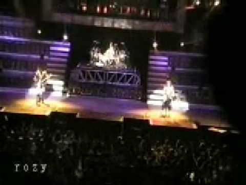 Kiss 2003 Tokyo Heaven's On Fire