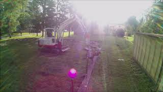 Takeuchi TB145 a búracie kladivo HUPPI