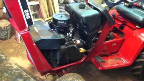 CUB CADET 582 RUNNING