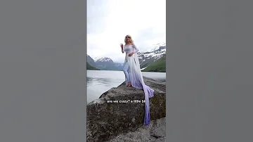 Behind the scenes of cosplaying Elsa in Norway ❄️☃️✨ #frozen2