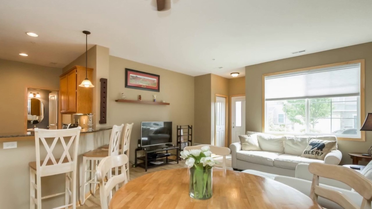 570 Stone Creek Ct West Des Moines, IA 50266