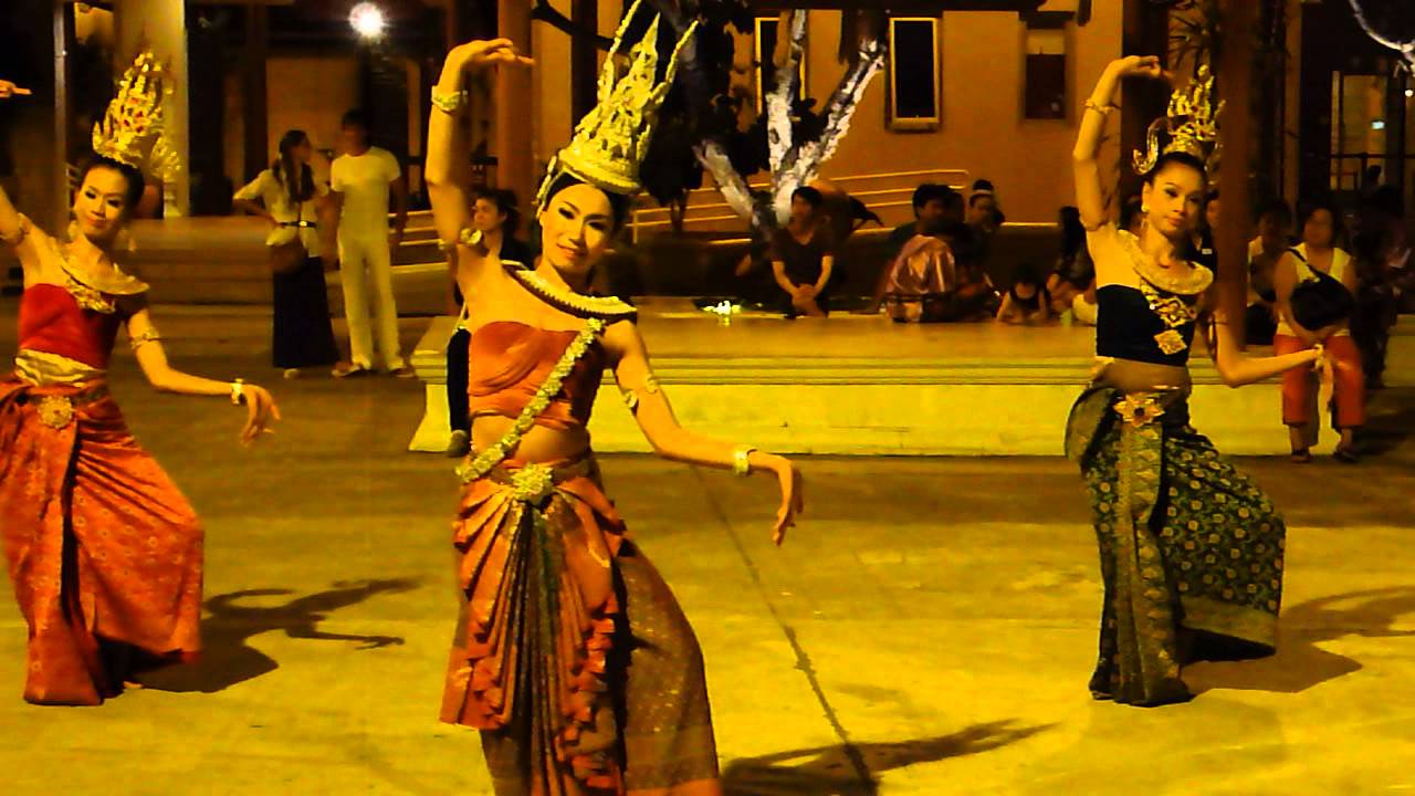 Traditional Thai dance (1)