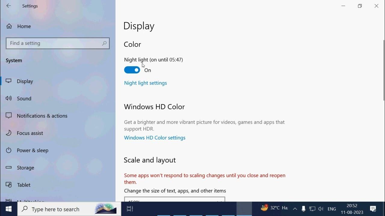 connecting-to-a-projector-or-pc-setting-up-multiple-monitors
