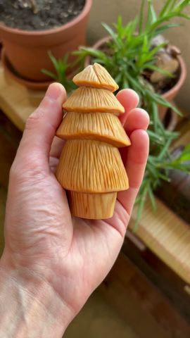 Evergreen tree. Carved out of a block of basswood 5 cm - 5 cm - 10 cm. #whittling #woodcarving