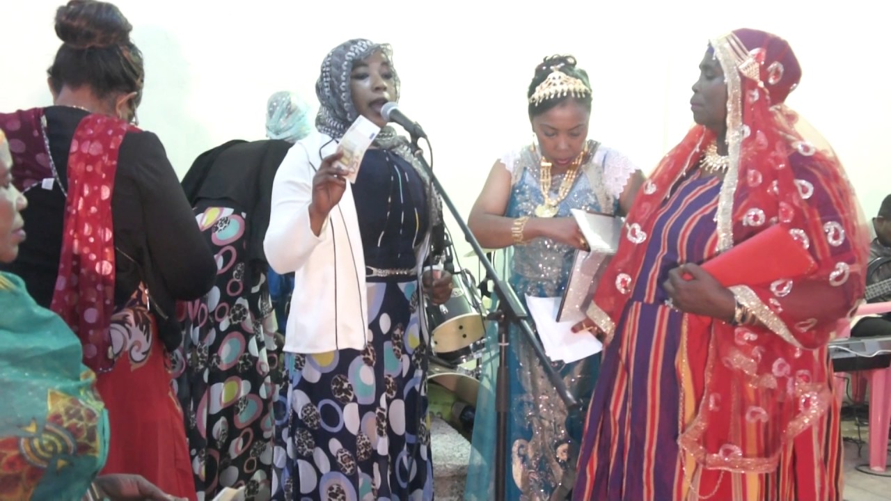 TOIRAB YA MEZA SAID ET SOIFIA NIOUMADZAHA COMORES