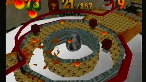 Playing the wierd texture of crash bandicoot TWOC on gamecube december 17 2001 prorotype part 4