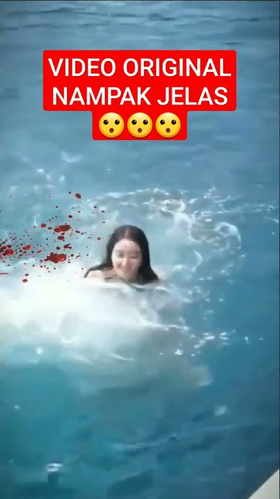 ranty maria mantep banget payudaranya bisa keluar tetapi putih dan mulus