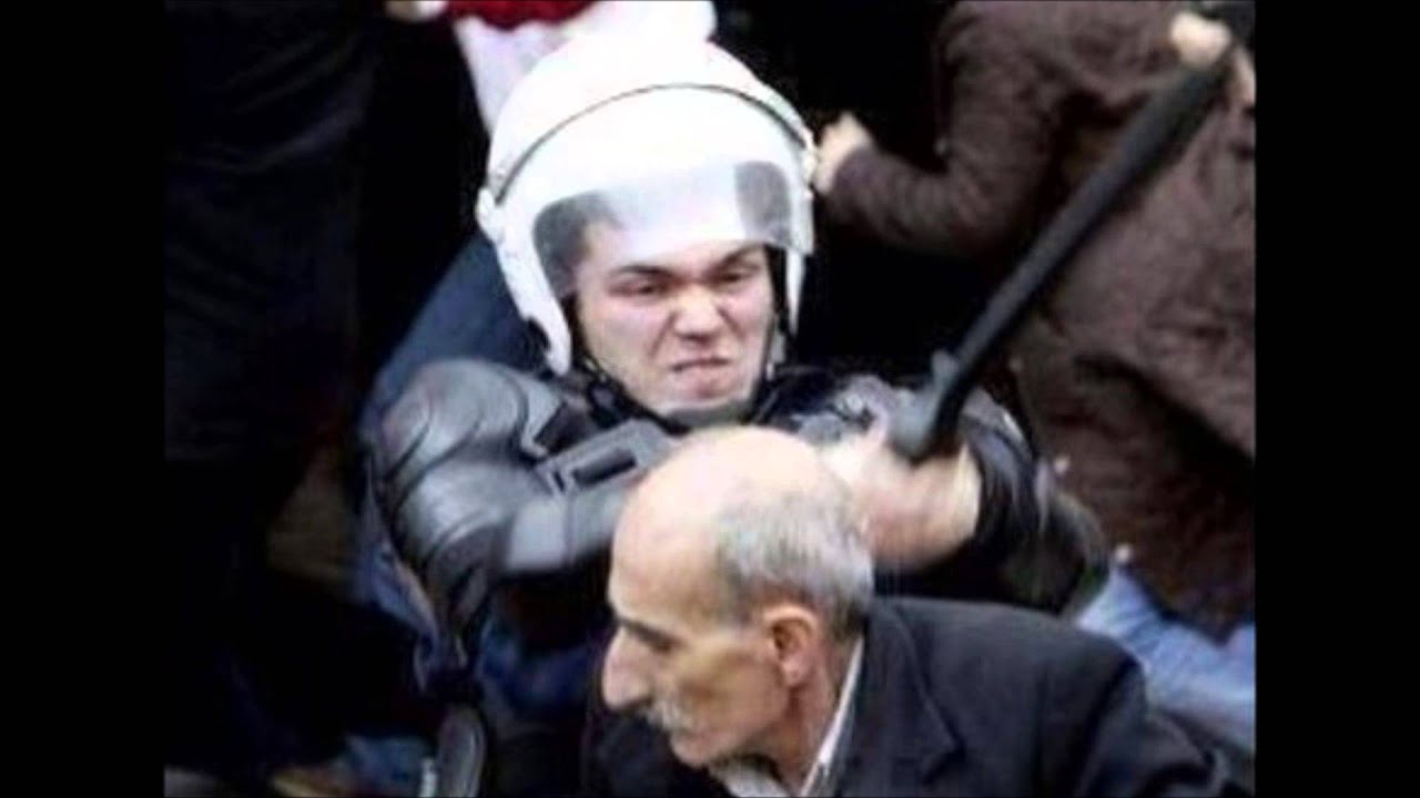 Çapuling to Pigs - YouTube