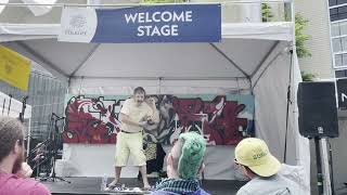 Artis the Spoonman performs at 2023 Northwest Folklife Festival
