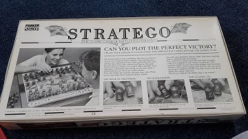 Stratego 1980s board game.