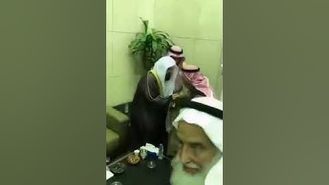 القرآن الكريم يكتب بخط اليد