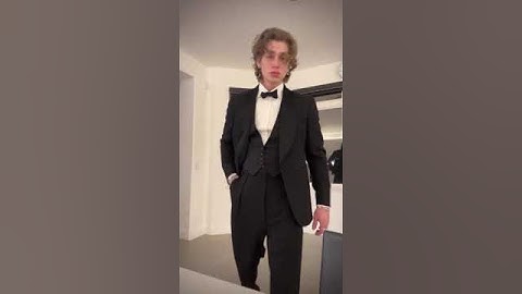 omg should I re-enter my vinnie era?? | ib: @june14_