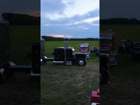very clean Peterbilt