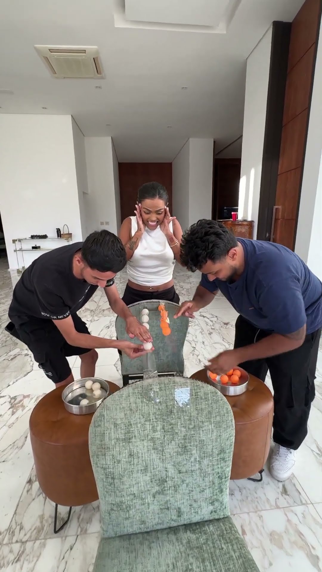 COLE TODAS AS BOLINHAS PRIMEIRO