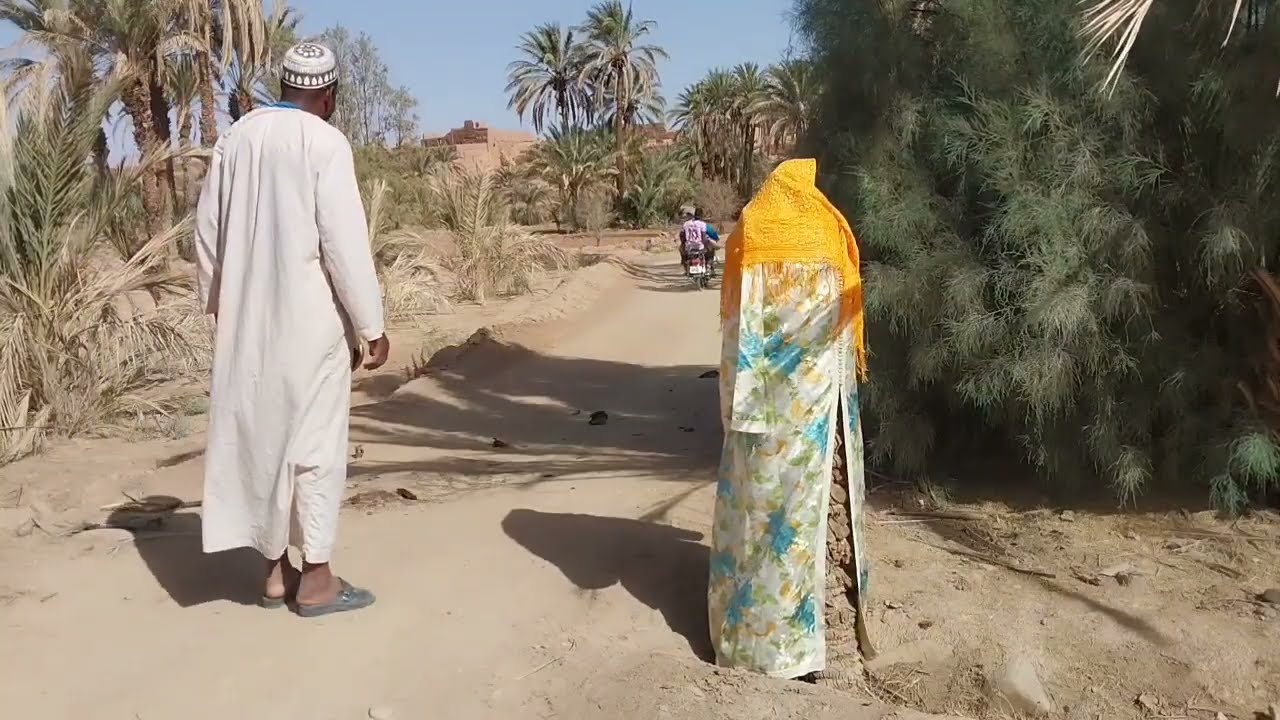 الموت ديال ضحك مع سكيتش الحاج الزهوني 🤣 فكاهة مضحكة