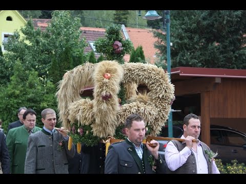 Video: Was Zum Erntedankfest Anziehen: Das Beste Herrenoutfit