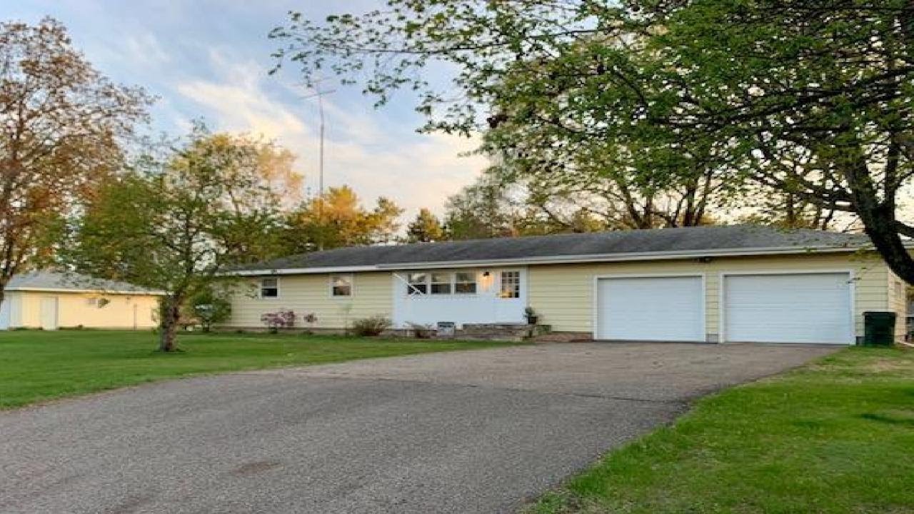 3508 County Road 8 SE, Saint Cloud, MN Presented by Troy and Amity Felton. YouTube