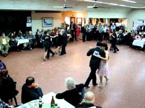 Anabella Linzalata Raso y Javier Borlicher ,segunda ronda milonga del premundial zona oeste