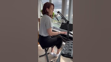 Thumbnail of A piece of a new song I just started writing with my loop station 🎵 #rc505  #livelooping #loopmusic