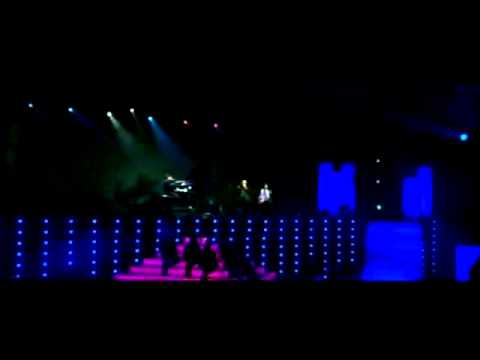 A. R. Rahman -  Tu Hi Re Unplugged  in SYDNEY CONCERT  2010 ( PART 7 )