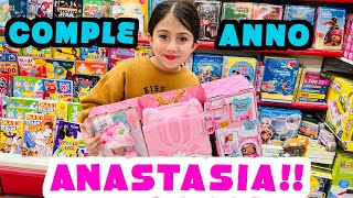 VANESSA SCEGLIE IL REGALO PER LA FESTA DI COMPLEANNO DI ANASTASIA +6 #vanessaeanastasia #mammaromina