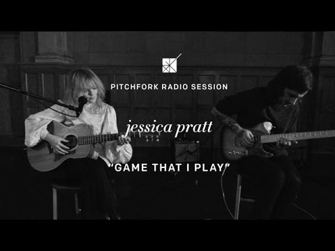 Jessica Pratt performs "Game That I Play" - P4k Radio Session