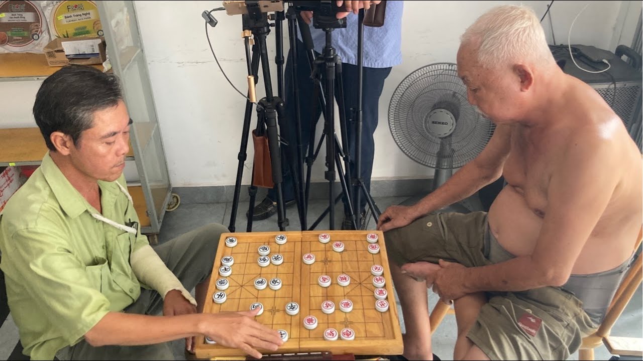 [Trực Tiếp Cờ Tướng] Vô Địch Vũng Tàu hay quá, Chú Việt Xích Lô khó khăn rồi