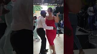 Puto Catete & Nikolett Hamvas dancing Semba at Unidade Africana Luanda to live music