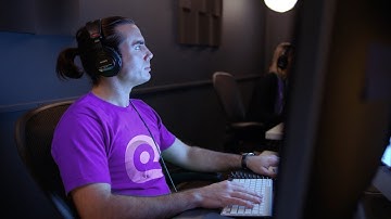 What does a colorist do?