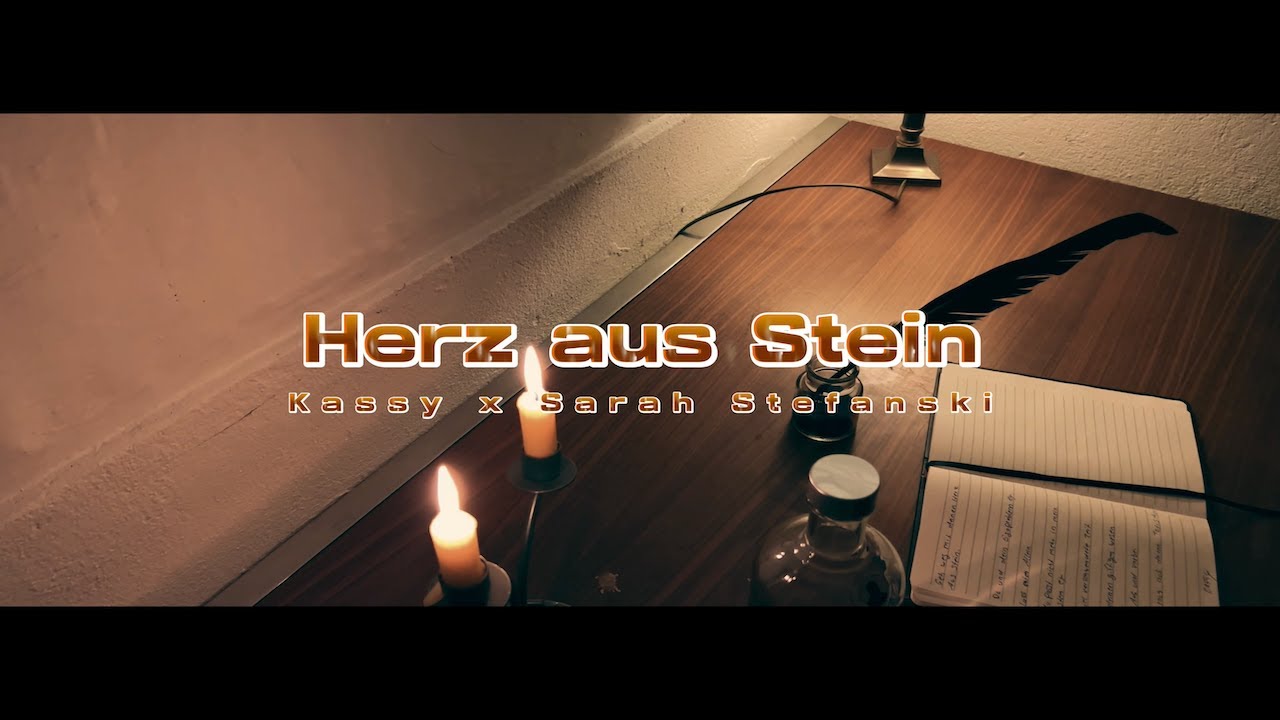 Schau dir das Musikvideo zu {trackName} von {artistName} an