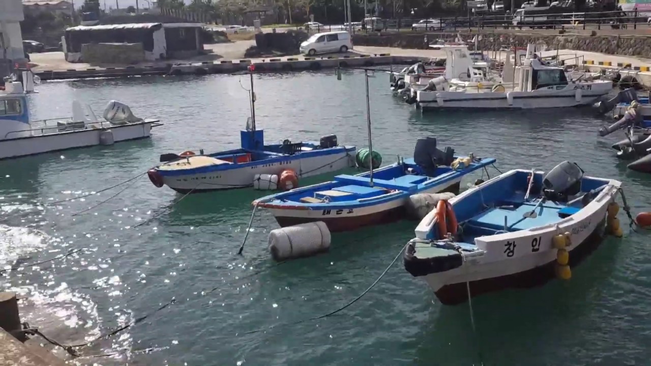 Relaxing Video of Jeju island with floating boat - YouTube