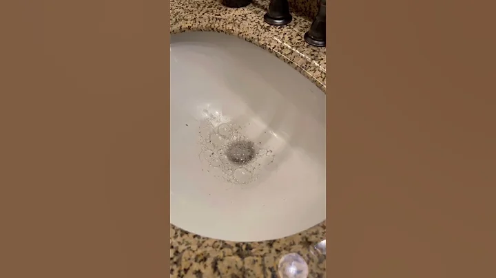 This works! Baking soda and vinegar drain hack #shorts #cleaning #hack