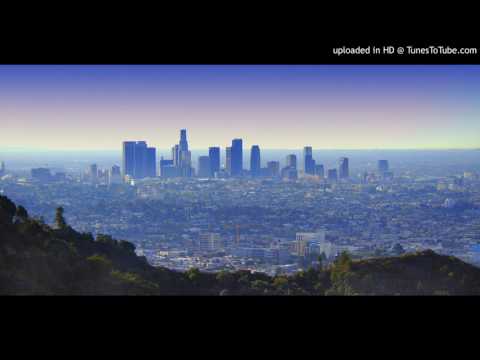 სადღაც შორს ისე ლამაზად თოვს