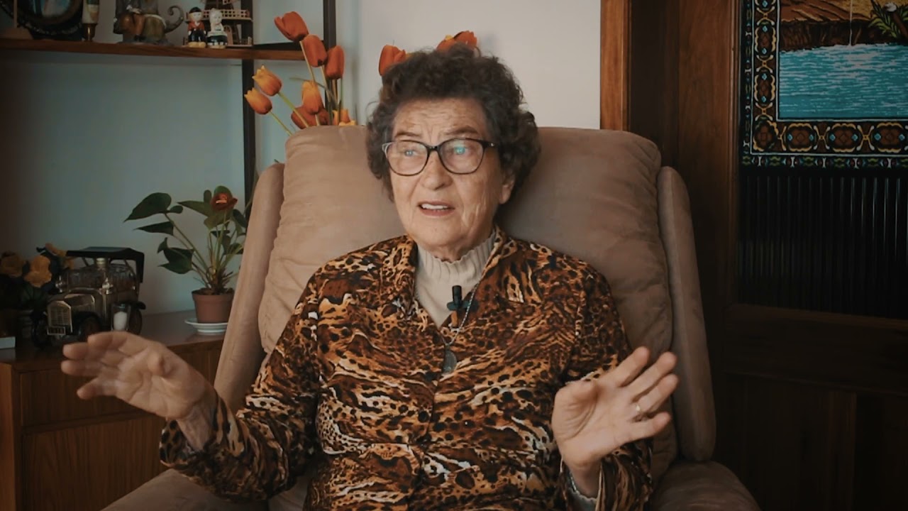 Elisabhet Stapelbroe - Souilljee fala sobre sua jornada de vida no episódio 15 de A HISTÓRIA
