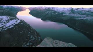 One night on Pulpit Rock (Preikestolen)