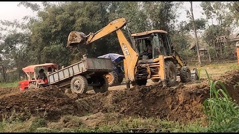 JCB Dozar Digging A Pond For A Fish Farm - JCB Backhoe Loading Soil On Tractor Part2