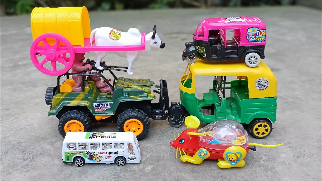 Auto rickshaw, bullock cart, police car, toy rat, school bus finding ...