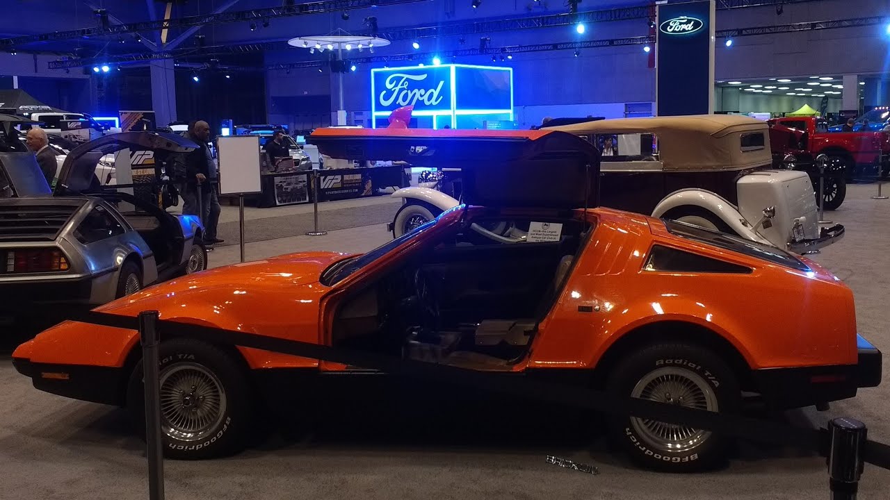 Bricklin SV1 at The St Louis Auto Show 2020 - YouTube