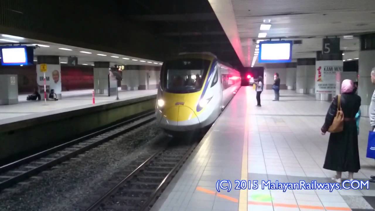 [MALAYAN RAILWAYS] Class 93 EMU ETS203 @ KL Sentral - YouTube