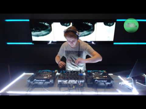 Live @ Radio Intense 09.09.2013 - Sly Dj (Guest Mix)