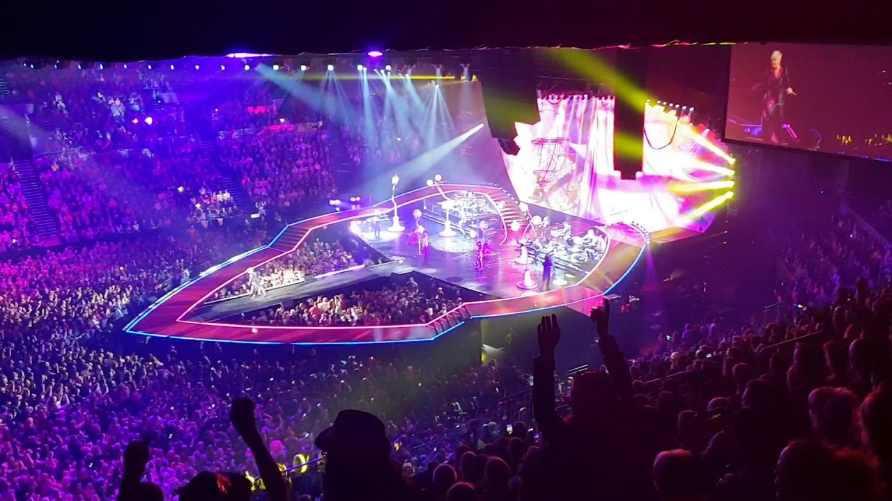 pink tour new zealand